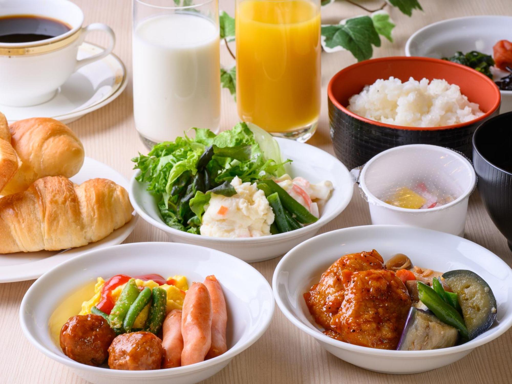 Hotel Econo Yokkaichi Bagian luar foto