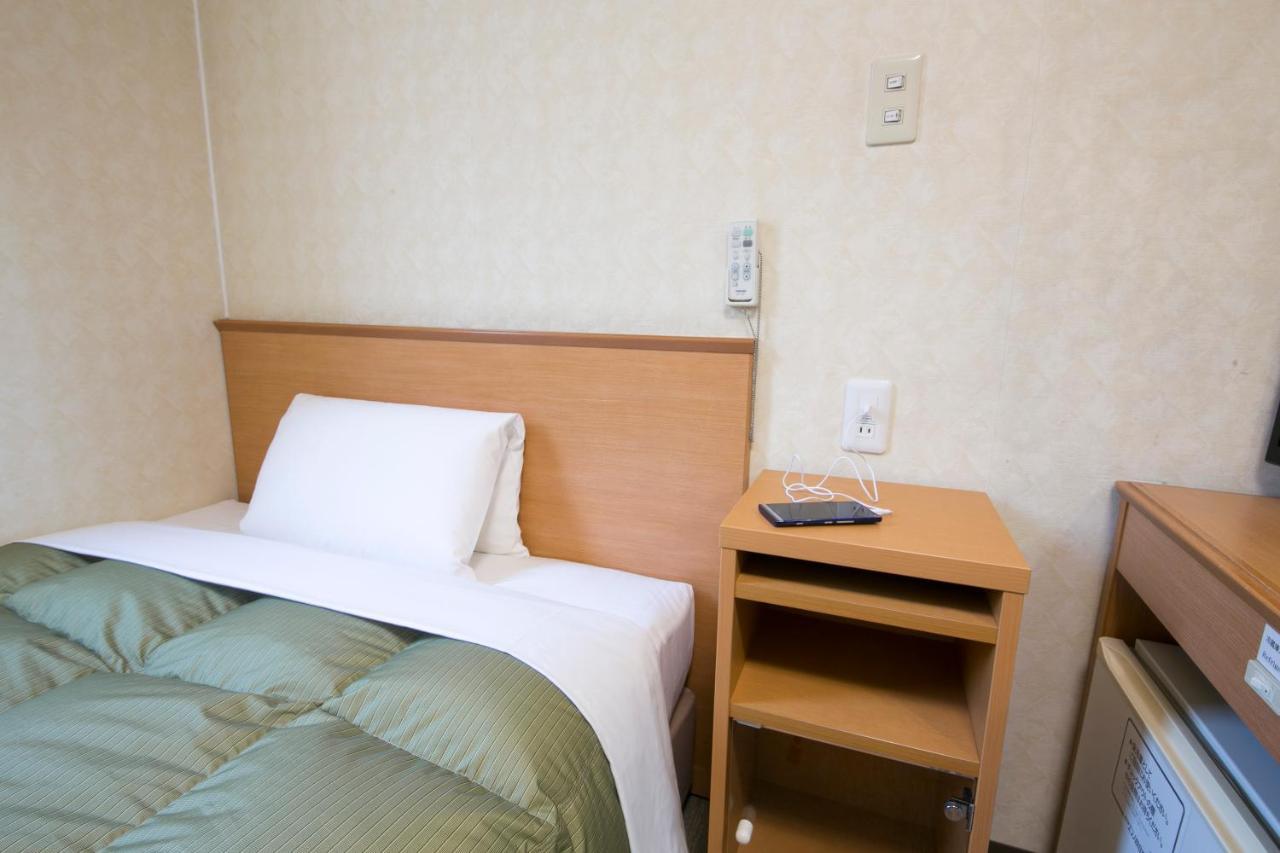 Hotel Econo Yokkaichi Bagian luar foto