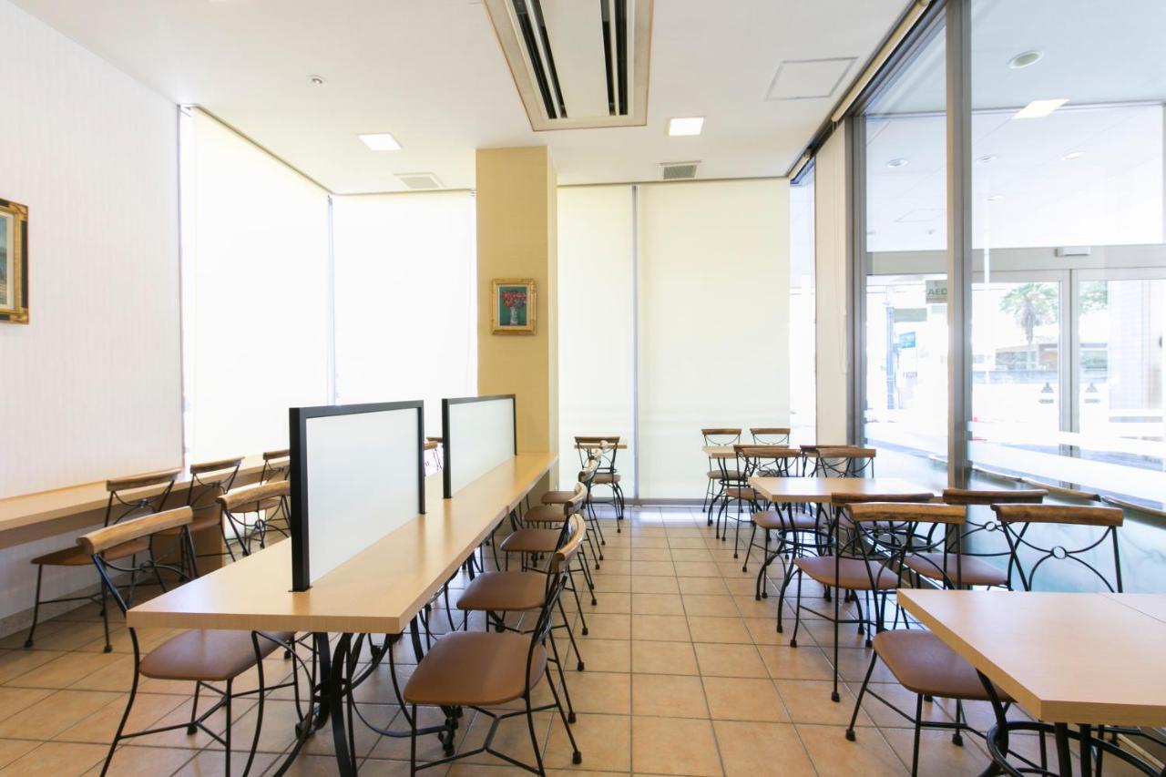 Hotel Econo Yokkaichi Bagian luar foto