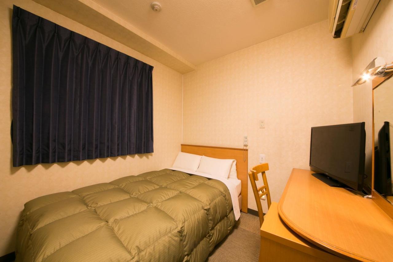 Hotel Econo Yokkaichi Bagian luar foto