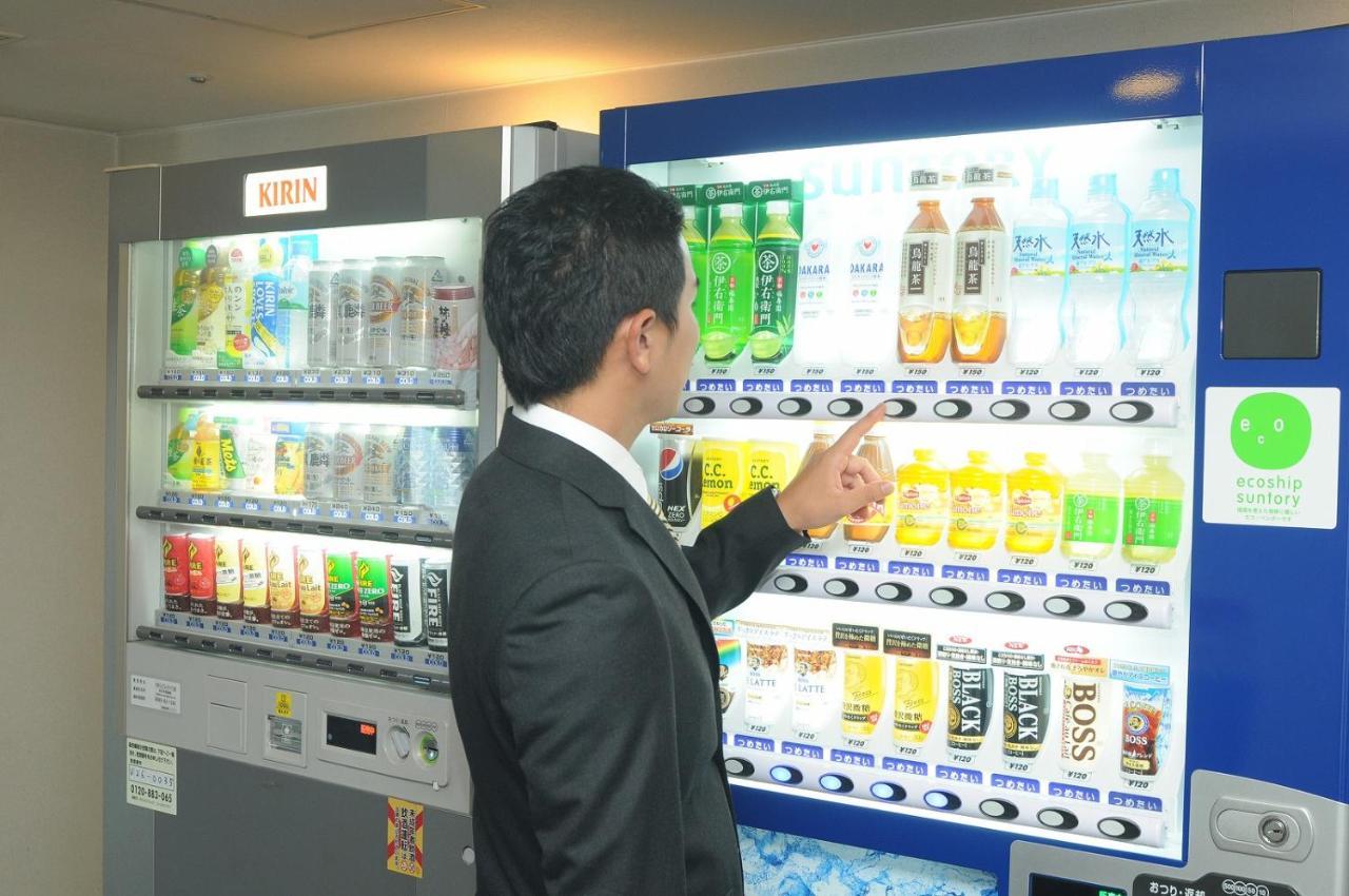 Hotel Econo Yokkaichi Bagian luar foto